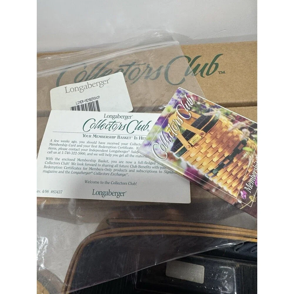 Longaberger Collectors Club Membership Basket 2001 Signed With Box